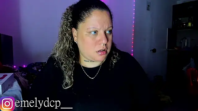 mariana maze online show from September 20, 2025, 4:57 am