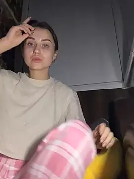 ellie ssexy online show from December 6, 2024, 4:47 am
