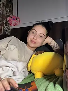 ellie ssexy online show from December 7, 2024, 4:42 am