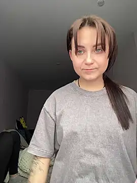ellie ssexy online show from February 24, 2025, 1:31 pm
