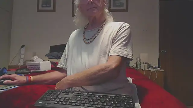 WaverlyKernow online show from December 20, 2025, 10:00 am