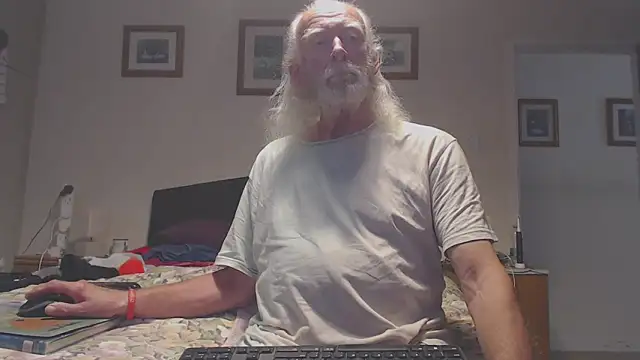 WaverlyKernow online show from May 24, 2026, 6:40 am