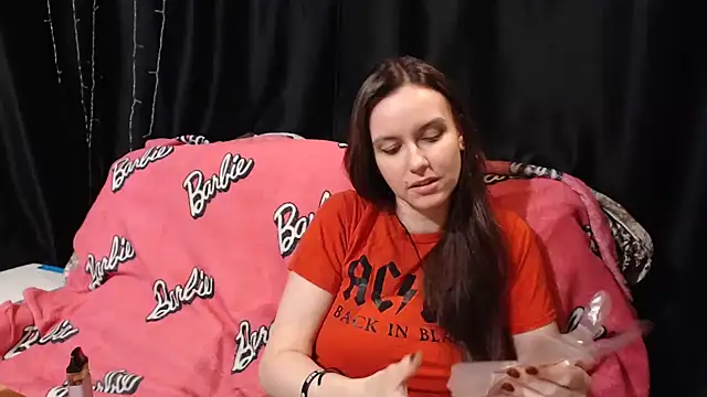 Snapshot of Milana69 chatting on October 16, 2025, 5:47 pm Milana69 online show from October 16, 2025, 5:47 pm