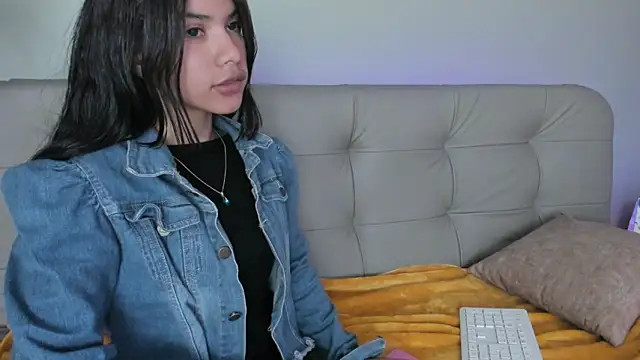 were-Naughty online show from December 28, 2024, 10:55 pm