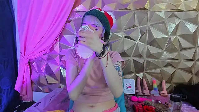 neeko princes online show from December 14, 2024, 12:12 pm