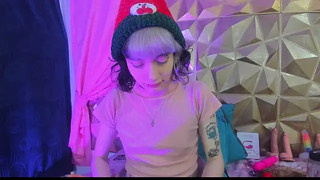 neeko princes online show from December 24, 2024, 11:49 am