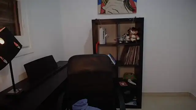 Windy butterfly online show from October 19, 2025, 8:09 pm