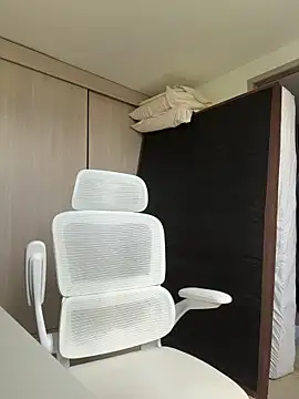 sendfer online show from December 5, 2025, 8:05 pm