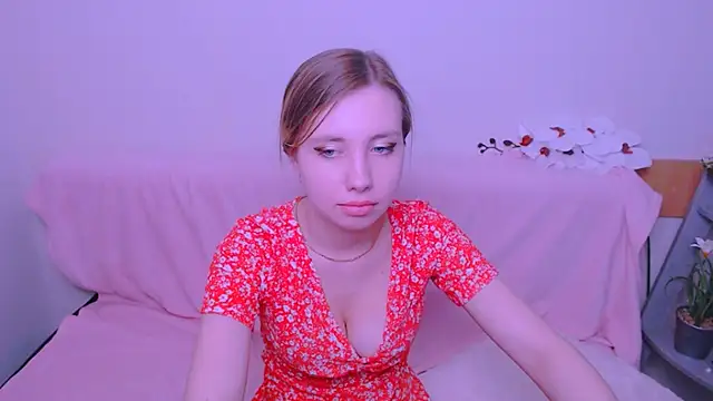 AliceFire  online show from May 6, 2026, 11:26 am