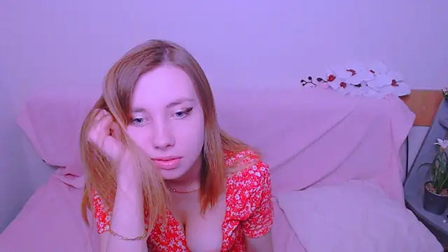 AliceFire  online show from May 7, 2026, 9:47 am