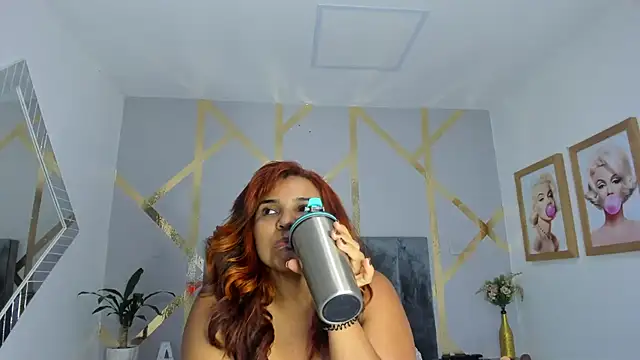 angelina castroo online show from March 5, 2025, 3:18 am