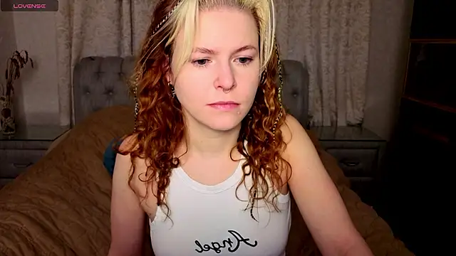 rocky foxy online show from March 12, 2026, 2:12 pm