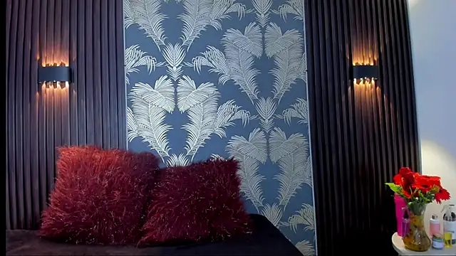 Snapshot of _shantal_smith chatting on October 31, 2025, 5:03 pm shantal smith online show from October 31, 2025, 5:03 pm