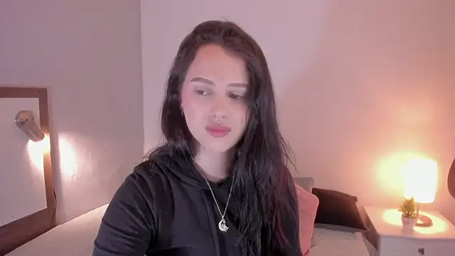 MELISSA ALVAREZ online show from December 30, 2024, 9:05 am