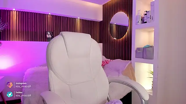 lilith gray9 online show from December 18, 2024, 3:37 am