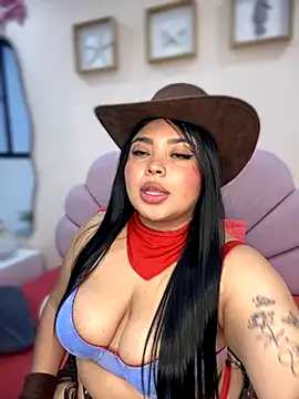 Snapshot of Emily_cooper20 chatting on October 11, 2025, 2:11 am Emily cooper20 online show from October 11, 2025, 2:11 am