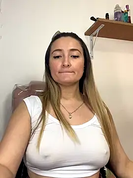 antonella87 online show from October 23, 2025, 10:08 pm