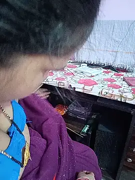 reemacouple007 online show from June 18, 2026, 5:41 am