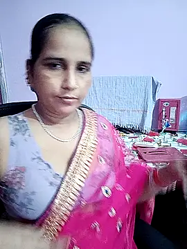 reemacouple007 online show from June 30, 2026, 4:46 am