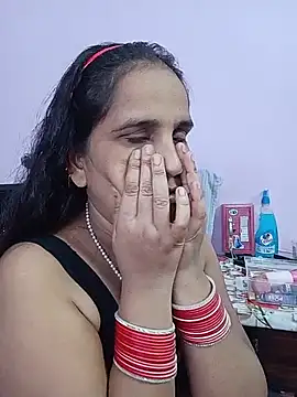 reemacouple007 online show from July 5, 2026, 7:37 am