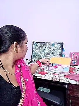 reemacouple007 online show from July 26, 2026, 9:16 am