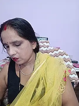 reemacouple007 online show from August 7, 2026, 6:59 am