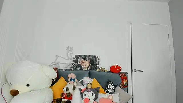 Snapshot of dolly_ll chatting on December 27, 2024, 7:35 pm dolly ll online show from December 27, 2024, 7:35 pm