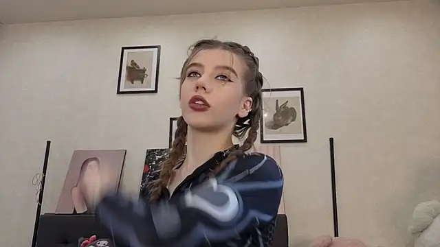 dolly ll online show from July 13, 2026, 1:36 pm