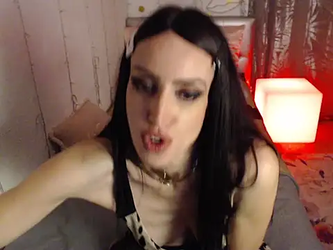 AlicianeFrancaise online show from December 26, 2024, 5:51 pm