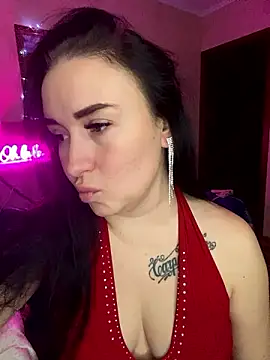 Snapshot of Roxana_Bell chatting on December 3, 2024, 6:17 pm Roxana Bell online show from December 3, 2024, 6:17 pm