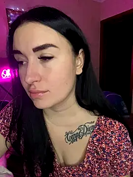 Snapshot of Roxana_Bell chatting on December 6, 2024, 12:49 pm Roxana Bell online show from December 6, 2024, 12:49 pm