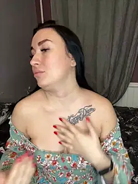 Snapshot of Roxana_Bell chatting on December 13, 2024, 9:41 pm Roxana Bell online show from December 13, 2024, 9:41 pm