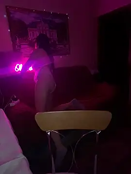 Snapshot of Roxana_Bell chatting on January 12, 2025, 5:33 pm Roxana Bell online show from January 12, 2025, 5:33 pm