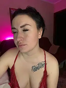 Snapshot of Roxana_Bell chatting on March 11, 2025, 10:09 pm Roxana Bell online show from March 11, 2025, 10:09 pm