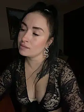 Snapshot of Roxana_Bell chatting on October 24, 2025, 7:10 pm Roxana Bell online show from October 24, 2025, 7:10 pm