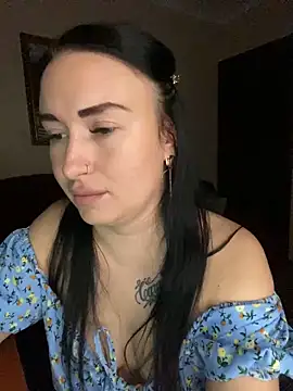 Snapshot of Roxana_Bell chatting on October 27, 2025, 4:44 pm Roxana Bell online show from October 27, 2025, 4:44 pm