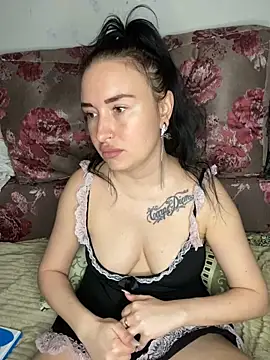 Roxana Bell online show from April 29, 2026, 6:25 pm