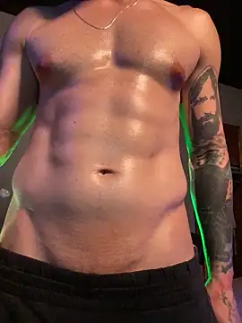 Snapshot of MachineDien chatting on November 6, 2025, 9:37 pm MachineDien online show from November 6, 2025, 9:37 pm