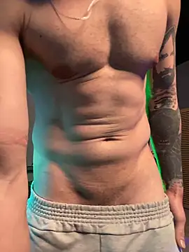 Snapshot of MachineDien chatting on November 9, 2025, 11:25 pm MachineDien online show from November 9, 2025, 11:25 pm