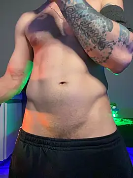 Snapshot of MachineDien chatting on November 26, 2025, 12:33 am MachineDien online show from November 26, 2025, 12:33 am