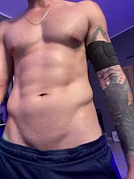 Snapshot of MachineDien chatting on January 18, 2026, 12:14 am MachineDien online show from January 18, 2026, 12:14 am