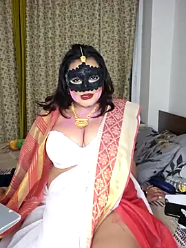 Snapshot of Blossam_07 chatting on March 3, 2026, 10:26 pm Blossam 07 online show from March 3, 2026, 10:26 pm