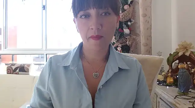 Snapshot of tata_laima__ chatting on December 4, 2024, 1:09 pm tata laima online show from December 4, 2024, 1:09 pm