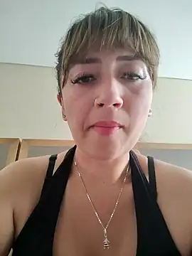 Snapshot of tata_laima__ chatting on September 29, 2025, 1:49 pm tata laima   online show from September 29, 2025, 1:49 pm