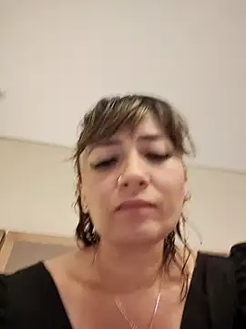 Snapshot of tata_laima__ chatting on October 2, 2025, 2:18 am tata laima   online show from October 2, 2025, 2:18 am