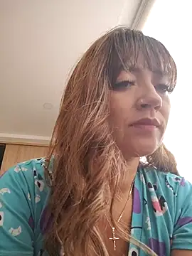 Snapshot of tata_laima__ chatting on October 11, 2025, 1:42 pm tata laima   online show from October 11, 2025, 1:42 pm