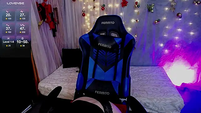 BLACKTSUKI7  online show from December 11, 2024, 9:12 pm