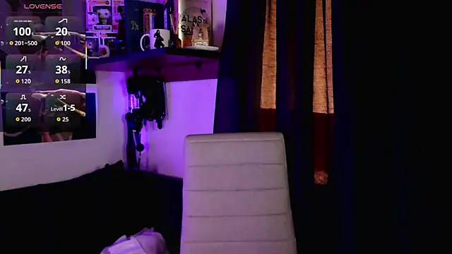 BLACKTSUKI7  online show from June 7, 2026, 9:29 pm
