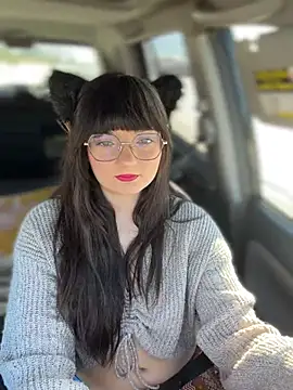 Snapshot of urpuppymoon chatting on February 7, 2026, 8:45 pm urpuppymoon online show from February 7, 2026, 8:45 pm