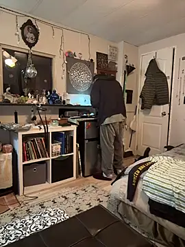 BobbyQ29 online show from February 19, 2026, 1:18 pm